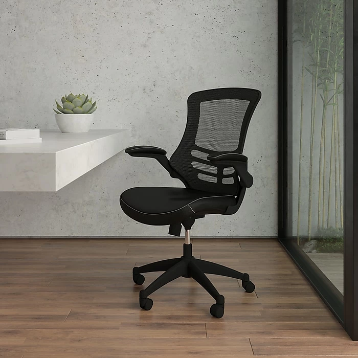 Flash Furniture Mesh Back Faux Leather Computer And Desk Chair, Black (BLX5MLEA) 4 Flash Furniture Mesh Back Faux Leather Computer And Desk Chair, Black (BLX5MLEA) - Image 2